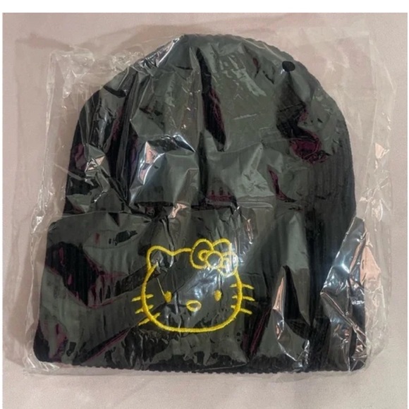 Hello Kitty & Friends Bundle - Picture 8 of 11